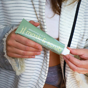 Mask & Scrub (charcoal, mint, aloe) fragrance-free