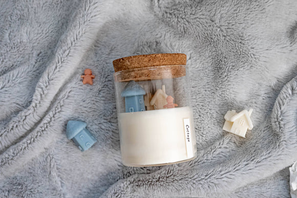 Holiday Soy Blend Candle - Cottage in the snow