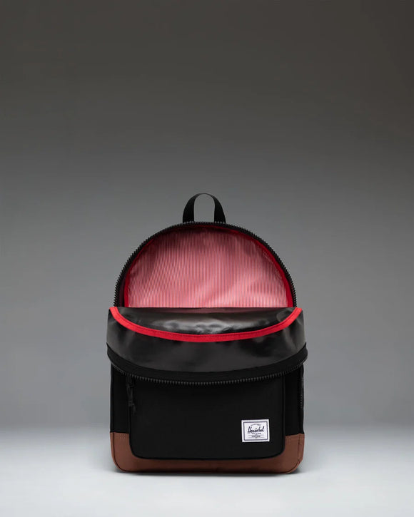 Herschel Heritage Backpack in Black/Saddle Brown | Kids - 20L