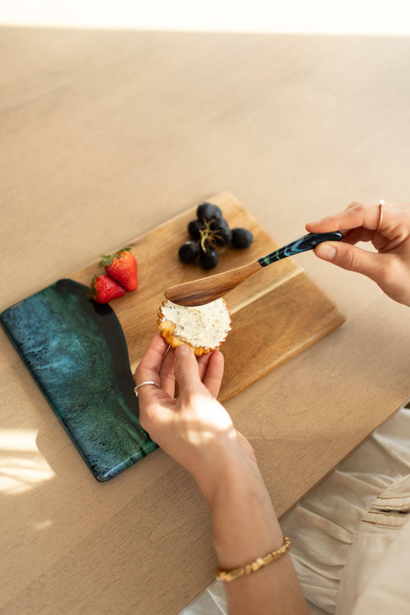 Acacia Cheese Spreader