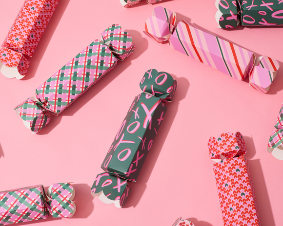 Lavoh Christmas Crackers