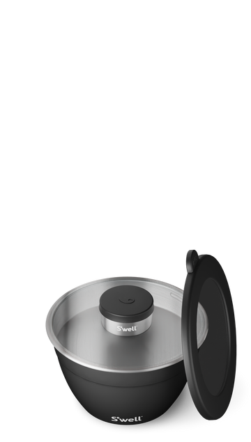64oz Onyx Salad Bowl Kit - 64oz matte black stainless steel salad bowl with clear lid and black knob handle.