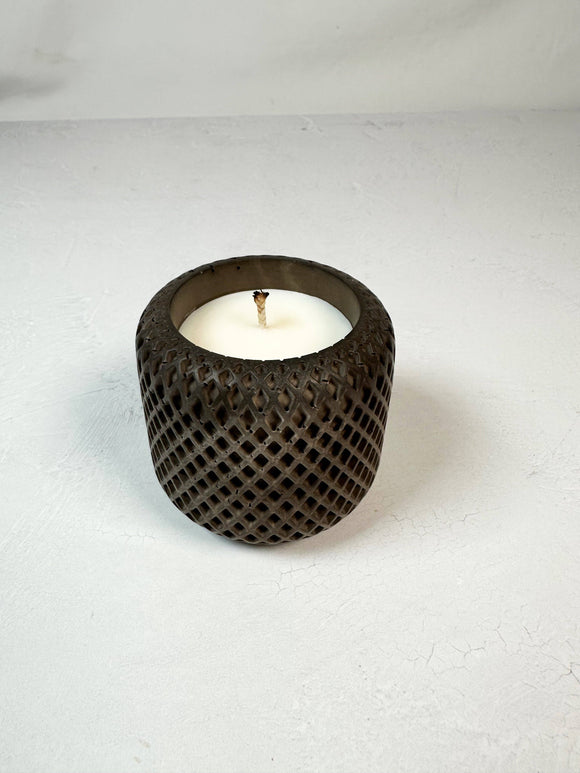 Lattice Vessel with Candle
