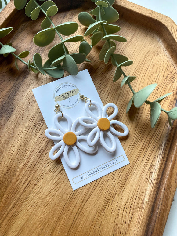 Big Daisy Dangle Earring