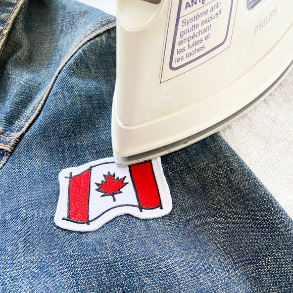 Canada Flag embroidered iron on patch