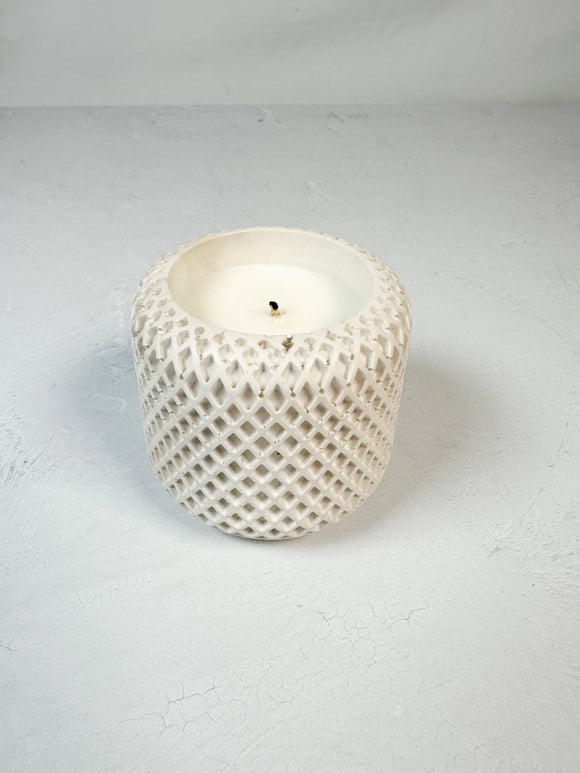 Lattice Vessel with Candle