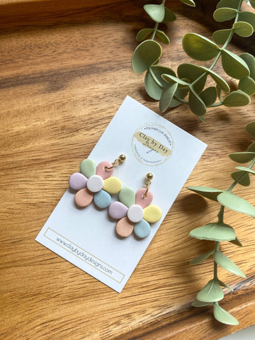 Pastel Daisy - Polymer Clay Earrings 