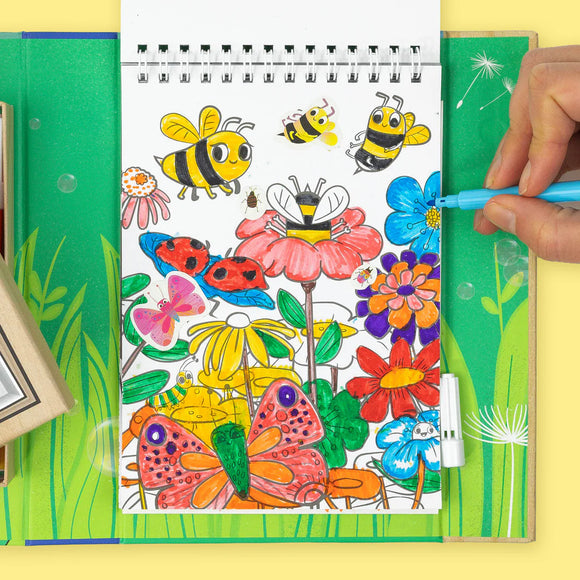 Colouring Set - Backyard Bugs