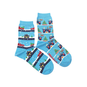 Women’s Christmas Vintage Truck & Living Room Socks