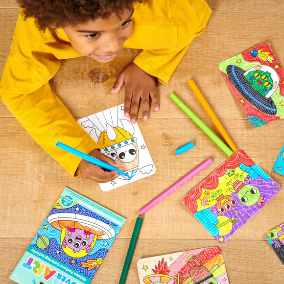 Undercover Art Hidden Pattern Coloring Activity Art Cards - Monster Aliens