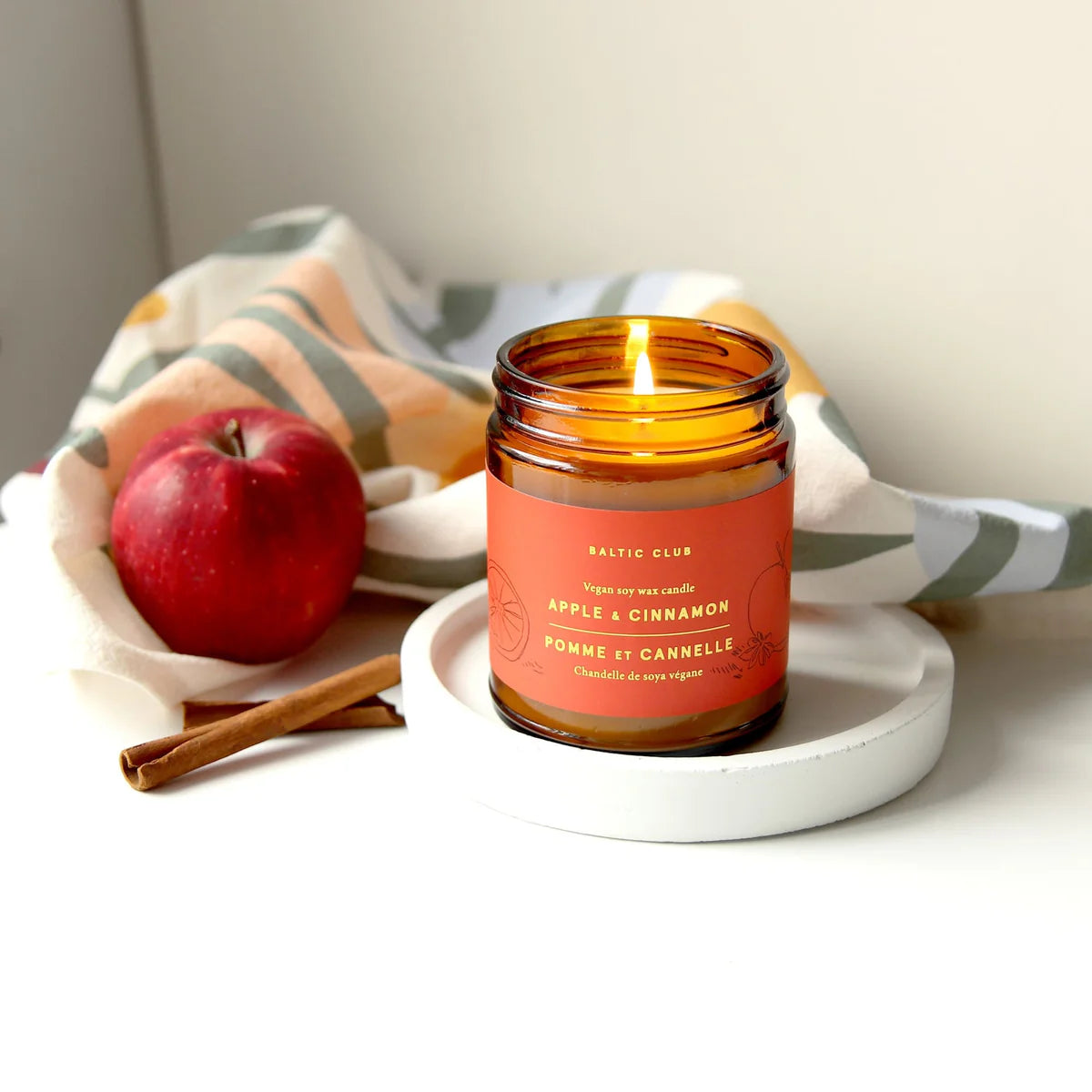 Apple and Cinnamon Soy Candle - 0