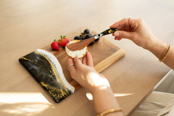 Acacia Cheese Spreader