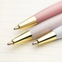 Close up picture of the ballpoint pen tips