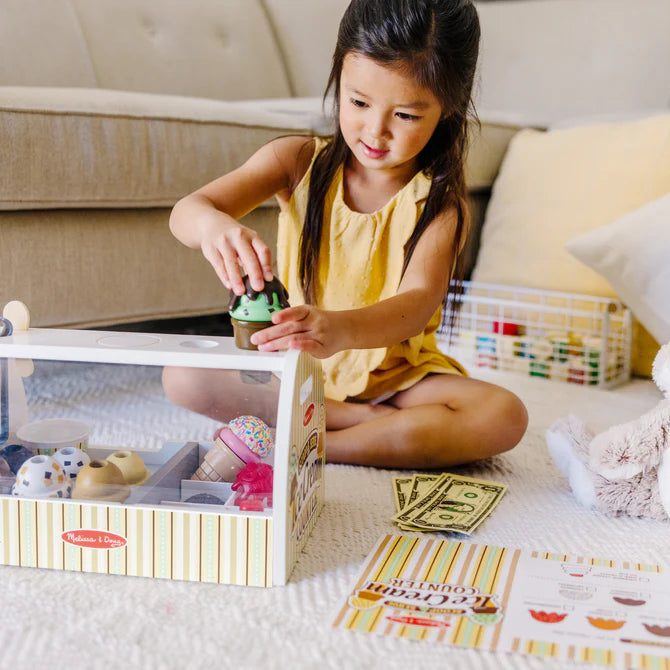 Scoop & Serve Ice Cream Counter (Melissa & Doug)